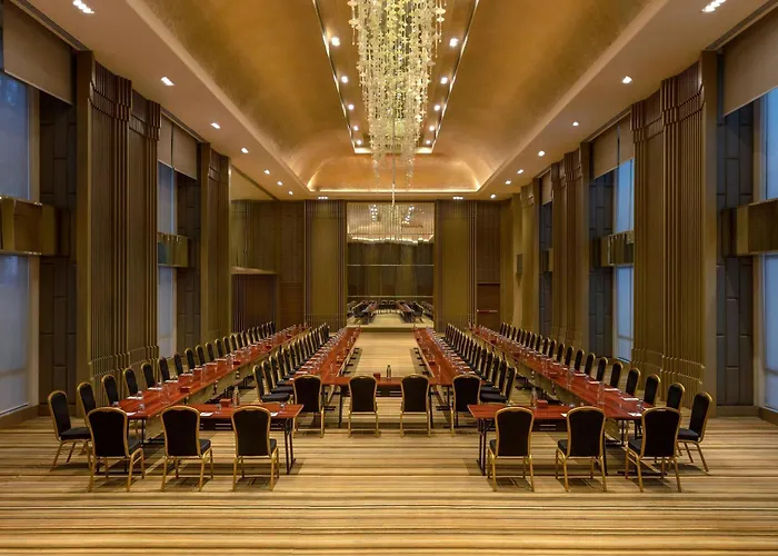 Aloft By Marriott Thamel