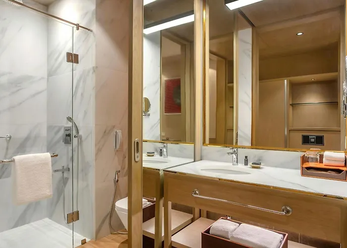 Aloft By Marriott Thamel 5*