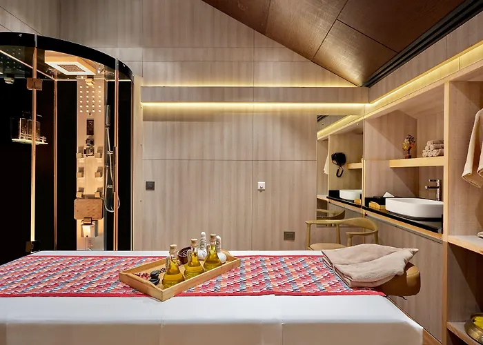 Aloft By Marriott Thamel
